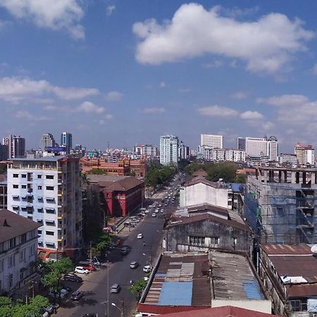 Queen'S Park Hotel Yangon Dış mekan fotoğraf