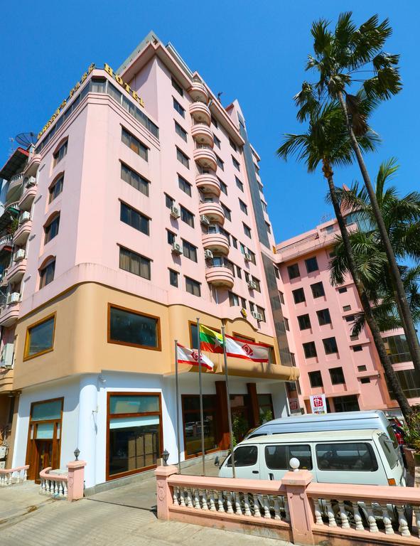 Queen'S Park Hotel Yangon Dış mekan fotoğraf