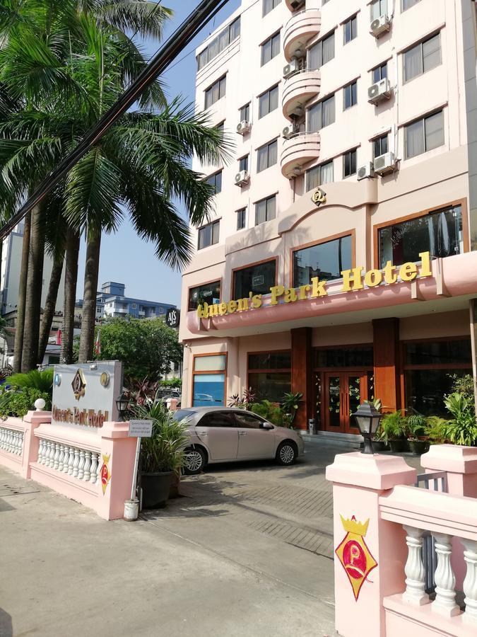 Queen'S Park Hotel Yangon Dış mekan fotoğraf