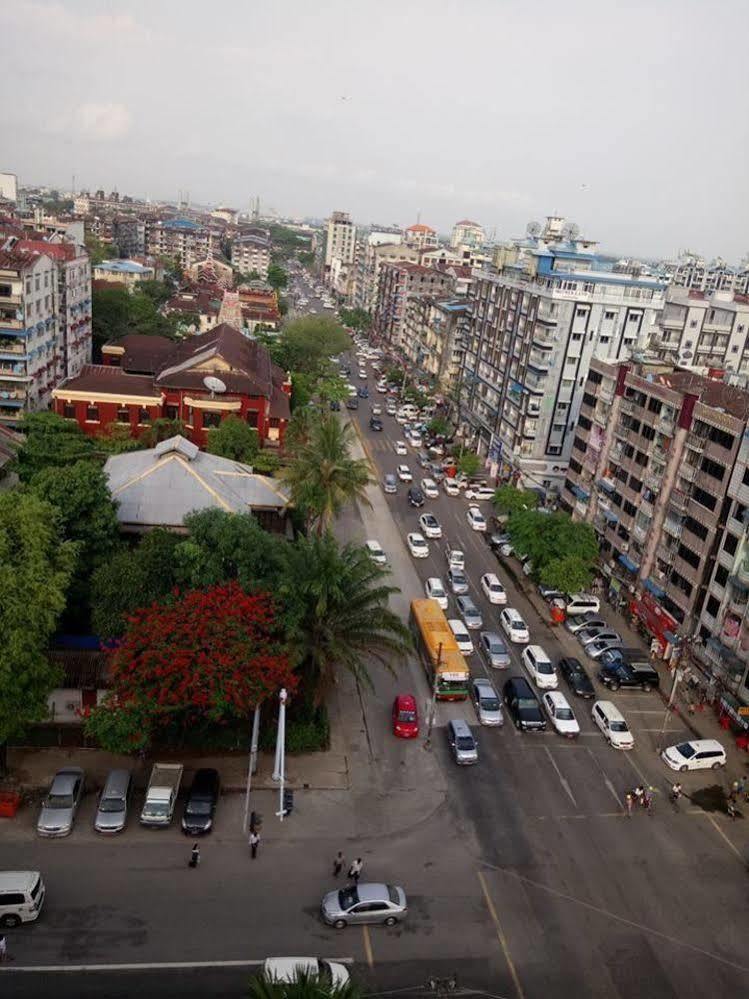 Queen'S Park Hotel Yangon Dış mekan fotoğraf